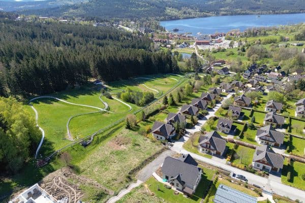 Predaj pozemku 750 m², Lipno nad Vltavou Predaj pozemku 750 m², Lipno nad Vltavou
