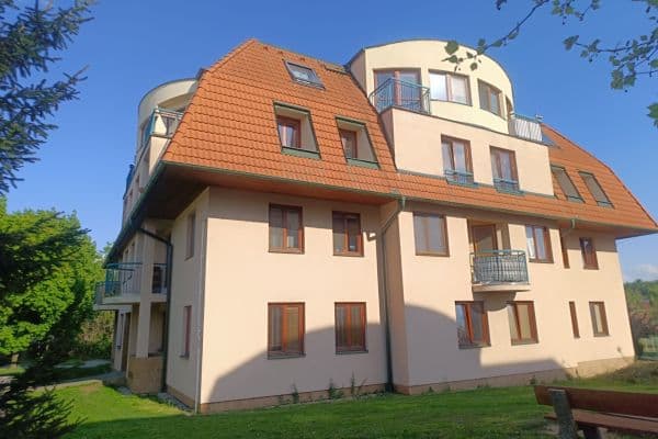 Prenájom bytu 2-izbový 44 m², Boženy Němcové, Velké Přílepy Prenájom bytu 2-izbový 44 m², Boženy Němcové, Velké Přílepy