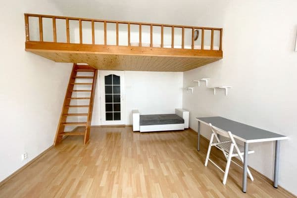 Prenájom bytu 1-izbový 44 m², Husitská, Praha Prenájom bytu 1-izbový 44 m², Husitská, Praha