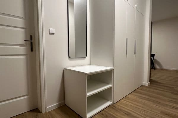 Prenájom bytu 2-izbový 51 m², Libická, Praha Prenájom bytu 2-izbový 51 m², Libická, Praha