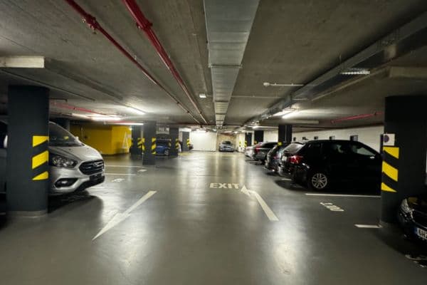 Prenájom garáže 12 m², Praha Prenájom garáže 12 m², Praha