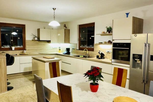 Prenájom rekreačného objektu, Záboří - Dobčice Prenájom rekreačného objektu, Záboří - Dobčice