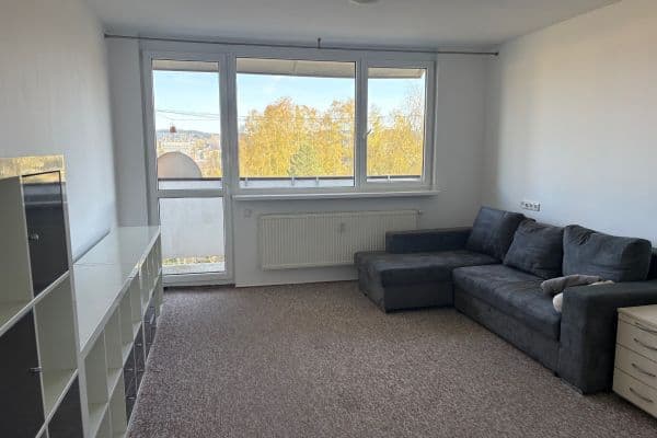Prenájom bytu 3-izbový 75 m², Na Úbočí, Jablonec nad Nisou Prenájom bytu 3-izbový 75 m², Na Úbočí, Jablonec nad Nisou