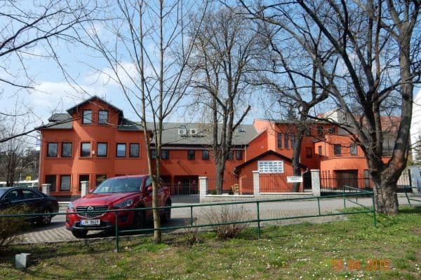 Prenájom nebytového priestoru 124 m², Čerčanská, Hlavní město Praha Prenájom nebytového priestoru 124 m², Čerčanská, Hlavní město Praha