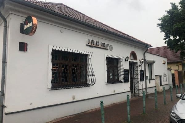 Prenájom nebytového priestoru 300 m², Přátelství, Praha Prenájom nebytového priestoru 300 m², Přátelství, Praha