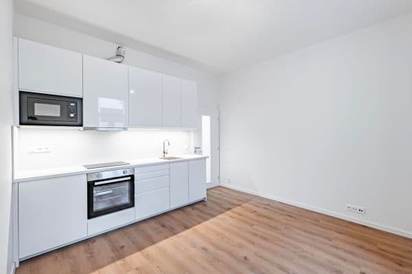 Prenájom bytu 1-izbový 21 m², Na Mokřině, Praha Prenájom bytu 1-izbový 21 m², Na Mokřině, Praha