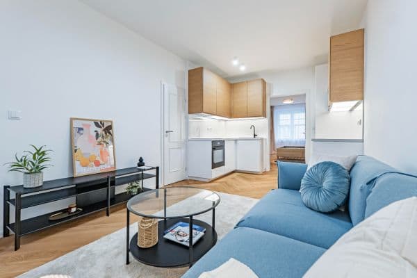 Prenájom bytu 2-izbový 46 m², Vinohradská, Praha Prenájom bytu 2-izbový 46 m², Vinohradská, Praha