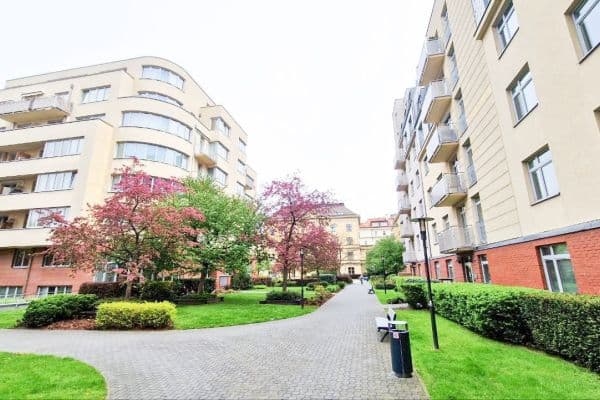 Prenájom bytu 4-izbový 204 m², U Zvonařky, Praha, Praha Prenájom bytu 4-izbový 204 m², U Zvonařky, Praha, Praha