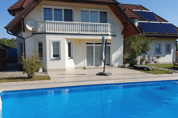 Predaj domu 340 m², pozemek 923 m², Popovičky Predaj domu 340 m², pozemek 923 m², Popovičky