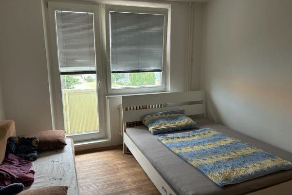 Prenájom bytu 1-izbový 20 m², Jedovnická, Brno Prenájom bytu 1-izbový 20 m², Jedovnická, Brno