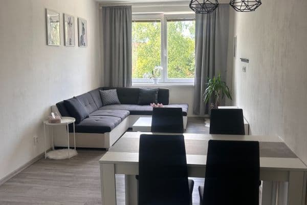 Prenájom bytu 2-izbový 48 m², Jaroslava Vrchlického, Havířov Prenájom bytu 2-izbový 48 m², Jaroslava Vrchlického, Havířov