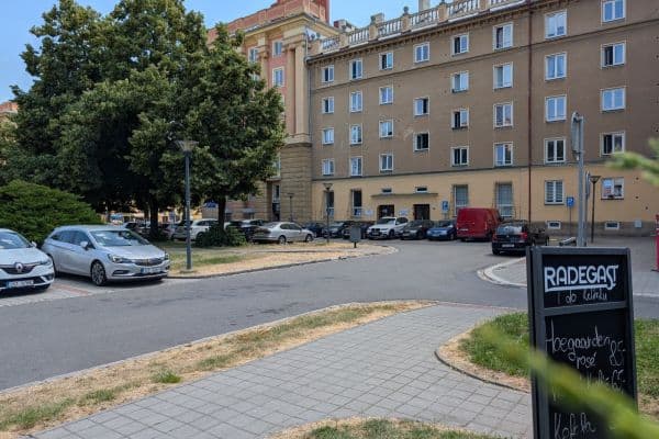 Prenájom kancelárie 12 m², Alšovo náměstí, Ostrava, Moravskoslezský kraj Prenájom kancelárie 12 m², Alšovo náměstí, Ostrava, Moravskoslezský kraj