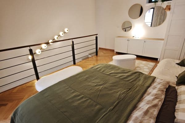 Prenájom bytu 46 m², Pernerova, Praha Prenájom bytu 46 m², Pernerova, Praha
