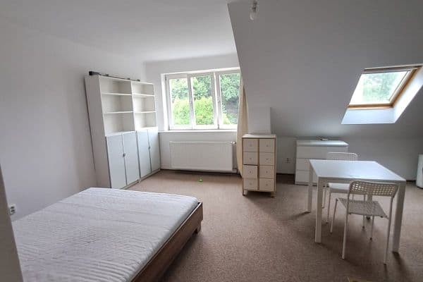 Prenájom bytu 1-izbový 42 m², Kundratka, Praha Prenájom bytu 1-izbový 42 m², Kundratka, Praha