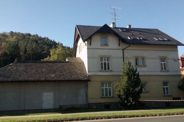 Prenájom bytu 3-izbový 100 m², Opavská, Krnov Prenájom bytu 3-izbový 100 m², Opavská, Krnov