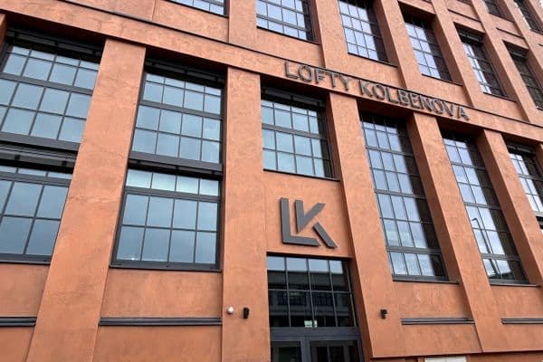 Prenájom bytu 3-izbový 66 m², Kolbenova, Praha Prenájom bytu 3-izbový 66 m², Kolbenova, Praha