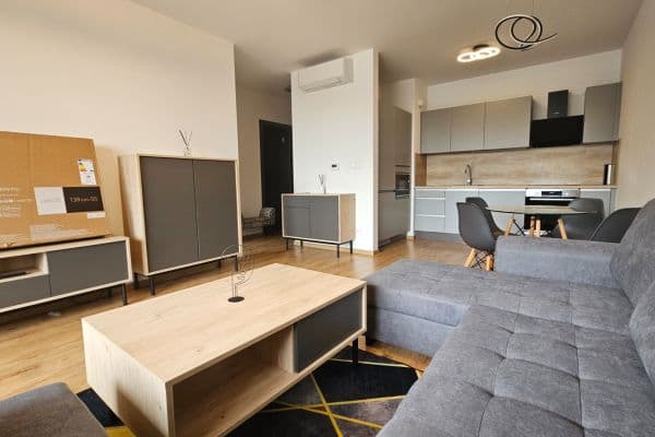 Prenájom bytu 2-izbový 57 m², Ružinov Prenájom bytu 2-izbový 57 m², Ružinov