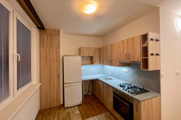 Prenájom bytu 1-izbový 33 m², Kulturní, Rožnov pod Radhoštěm Prenájom bytu 1-izbový 33 m², Kulturní, Rožnov pod Radhoštěm