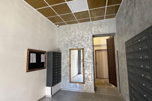 Prenájom bytu 1-izbový 35 m², Koliště, Brno Prenájom bytu 1-izbový 35 m², Koliště, Brno