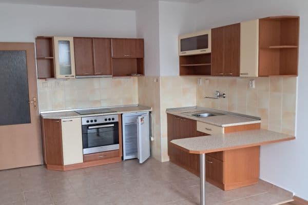 Prenájom bytu 1-izbový 33 m², gen. Píky, Olomouc Prenájom bytu 1-izbový 33 m², gen. Píky, Olomouc