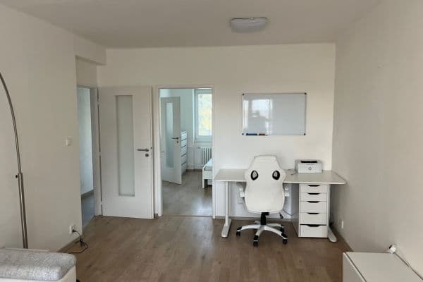 Predaj bytu 2-izbový 48 m², Malá Plynární, Praha Predaj bytu 2-izbový 48 m², Malá Plynární, Praha