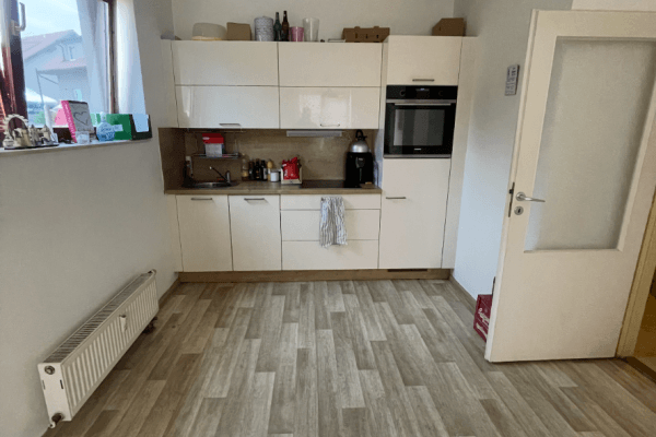 Prenájom bytu 2-izbový 45 m², Zimní, Hostivice Prenájom bytu 2-izbový 45 m², Zimní, Hostivice