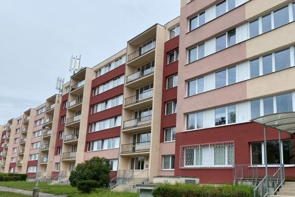 Predaj bytu 4-izbový 76 m², Střelničná, Praha Predaj bytu 4-izbový 76 m², Střelničná, Praha