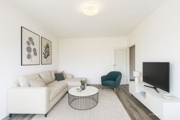 Prenájom bytu 3-izbový 61 m², Zahradní, Frýdek-Místek Prenájom bytu 3-izbový 61 m², Zahradní, Frýdek-Místek