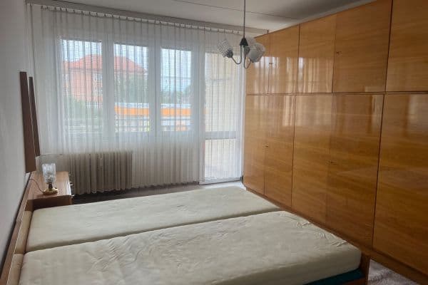 Prenájom bytu 2-izbový 63 m², Sokolovská, Dobřany Prenájom bytu 2-izbový 63 m², Sokolovská, Dobřany