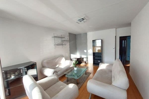 Predaj bytu 3-izbový 83 m², Nechvílova, Praha Predaj bytu 3-izbový 83 m², Nechvílova, Praha