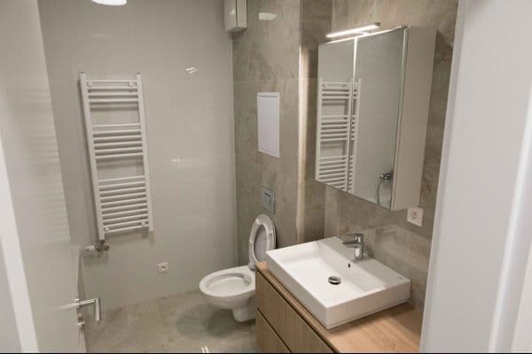 Predaj bytu 1-izbový 38 m², Cementárenská, Stupava Predaj bytu 1-izbový 38 m², Cementárenská, Stupava