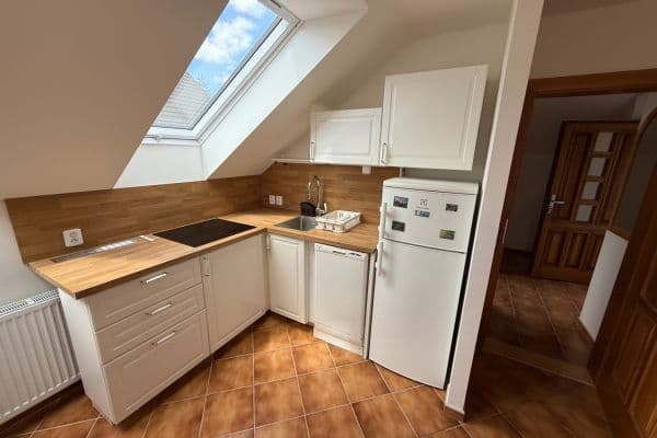 Prenájom bytu 2-izbový 52 m², V Aleji, Rudná Prenájom bytu 2-izbový 52 m², V Aleji, Rudná
