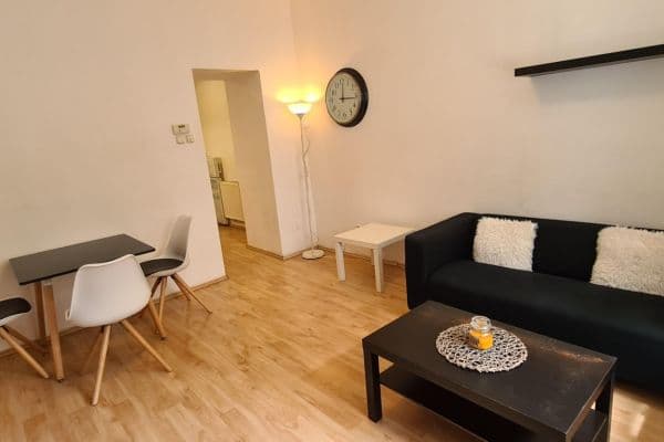 Prenájom bytu 2-izbový 48 m², Pod Pramenem, Hlavní město Praha Prenájom bytu 2-izbový 48 m², Pod Pramenem, Hlavní město Praha