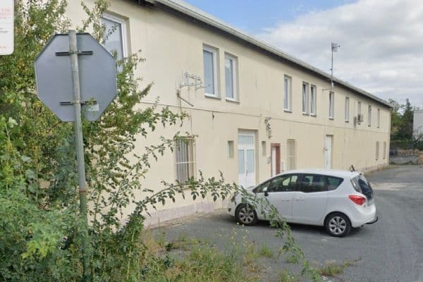 Prenájom bytu 2-izbový 45 m², Pod třešňovkou, Praha Prenájom bytu 2-izbový 45 m², Pod třešňovkou, Praha