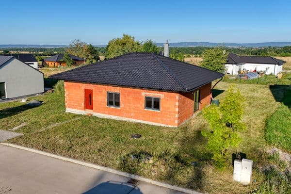 Predaj domu 109 m², pozemek 953 m², Žáky Predaj domu 109 m², pozemek 953 m², Žáky