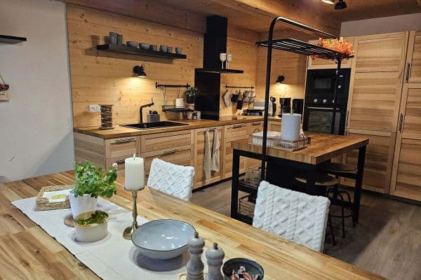 Prenájom rekreačného objektu, Hlinsko - Chlum Prenájom rekreačného objektu, Hlinsko - Chlum