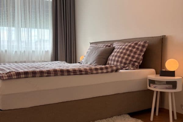 Prenájom bytu 2-izbový 52 m², Sedlářova, Praha Prenájom bytu 2-izbový 52 m², Sedlářova, Praha