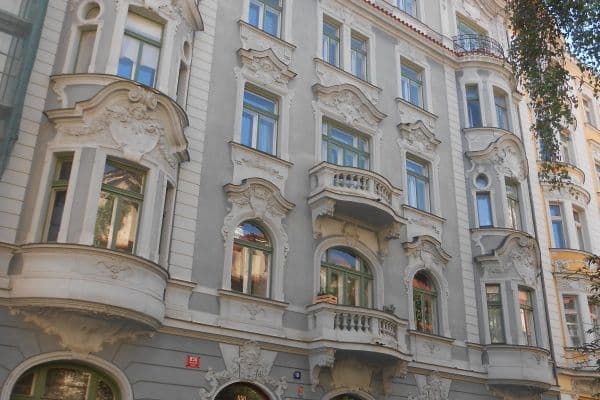 Prenájom bytu 2-izbový 79 m², U Milosrdných, Praha Prenájom bytu 2-izbový 79 m², U Milosrdných, Praha