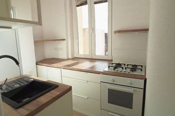 Prenájom bytu 1-izbový 28 m², Cajthamlova, Teplice Prenájom bytu 1-izbový 28 m², Cajthamlova, Teplice
