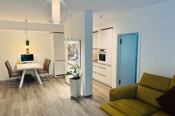 Predaj bytu 3-izbový 70 m², Nad Paloučkem, Beroun, Středočeský kraj Predaj bytu 3-izbový 70 m², Nad Paloučkem, Beroun, Středočeský kraj