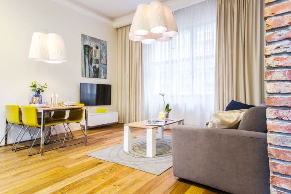 Prenájom bytu 46 m², Dlouhá, Praha Prenájom bytu 46 m², Dlouhá, Praha