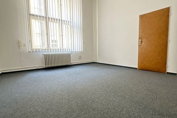 Prenájom kancelárie 20 m², Senovážné náměstí, Hlavní město Praha Prenájom kancelárie 20 m², Senovážné náměstí, Hlavní město Praha
