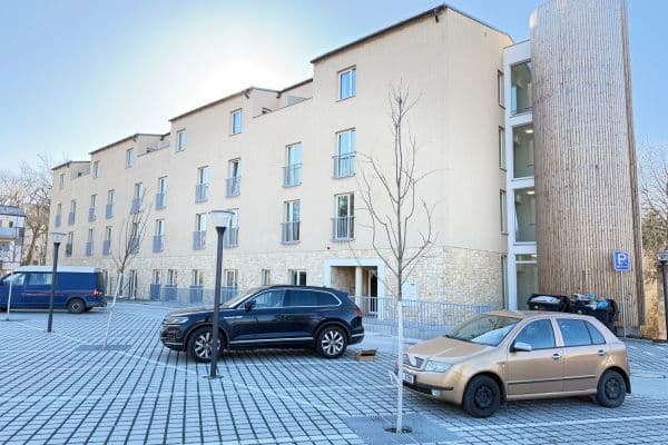 Prenájom garáže 4 m², V Kněžívce, Tuchoměřice Prenájom garáže 4 m², V Kněžívce, Tuchoměřice