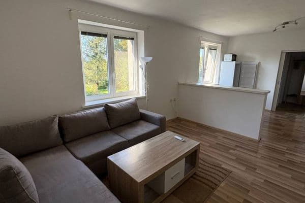 Predaj bytu 1-izbový 36 m², K Sedlištím, Frýdek-Místek Predaj bytu 1-izbový 36 m², K Sedlištím, Frýdek-Místek