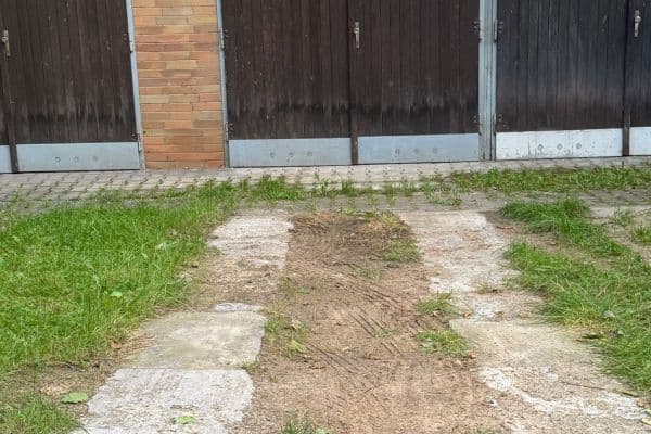 Prenájom garáže 18 m², Třešňová, Brno Prenájom garáže 18 m², Třešňová, Brno