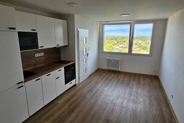 Prenájom bytu 2-izbový 33 m², Kojetická, Neratovice Prenájom bytu 2-izbový 33 m², Kojetická, Neratovice