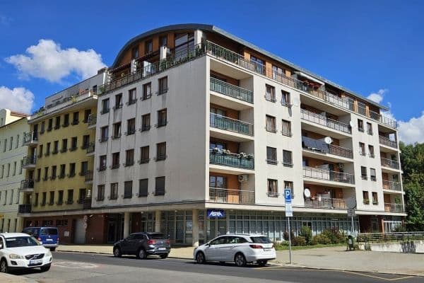 Predaj bytu 2-izbový 58 m², Petrohradská, Praha, Praha Predaj bytu 2-izbový 58 m², Petrohradská, Praha, Praha