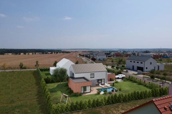 Predaj pozemku 910 m², U Remízku, Vysoký Újezd Predaj pozemku 910 m², U Remízku, Vysoký Újezd