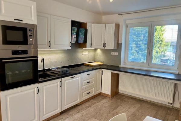 Prenájom bytu 2-izbový 59 m², Masarykova, Roztoky Prenájom bytu 2-izbový 59 m², Masarykova, Roztoky