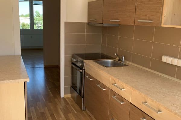 Prenájom bytu 2-izbový 50 m², sídliště U Nádraží, Jindřichův Hradec Prenájom bytu 2-izbový 50 m², sídliště U Nádraží, Jindřichův Hradec